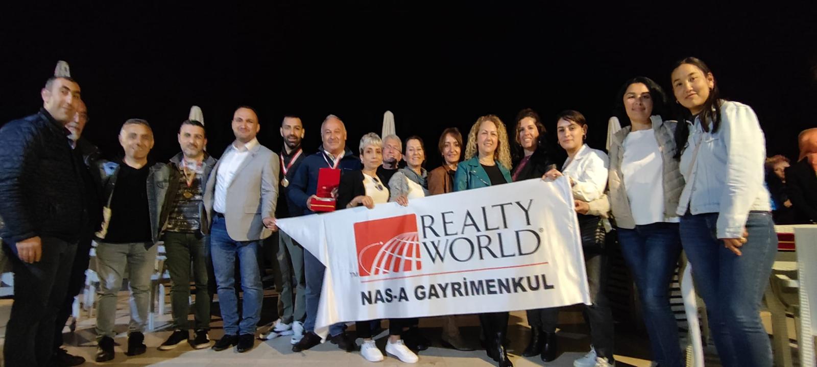 О Компании NAS-A Homes 1 Команда REALTY WORLD NASA HOMES в Анталье